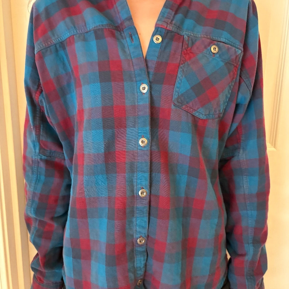 Patagonia 100% cotton button up